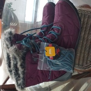 NWT Columbia Winter Boots Size 10